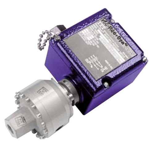 Neo-Dyn Vacuum Switch, 180P*3 Series